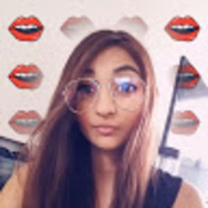 Meet your Posher, Alejandra